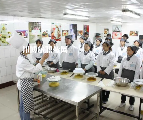 石家莊飲食集團烹飪職業(yè)學校2022年報名條件、招生要求、招生對象
