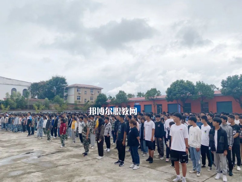 銅陵智通職業(yè)技術(shù)學(xué)校2022年報(bào)名條件、招生要求、招生對象