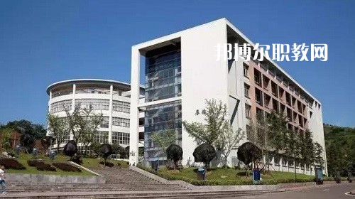 四川宜賓職業(yè)技術(shù)學(xué)校2022年報(bào)名條件、招生要求、招生對(duì)象