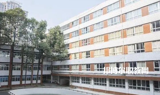芒市職業(yè)教育中心2022年報(bào)名條件、招生要求、招生對(duì)象