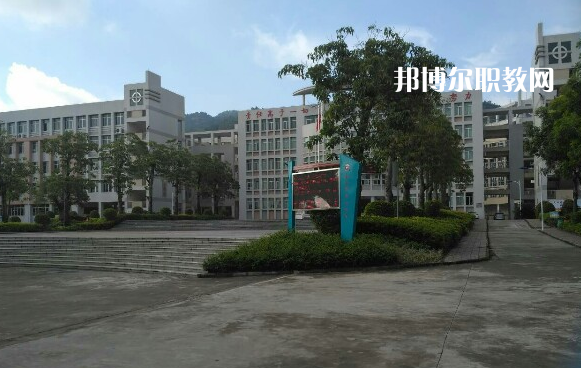 揭陽捷和職業(yè)技術學校2022年招生辦聯系電話