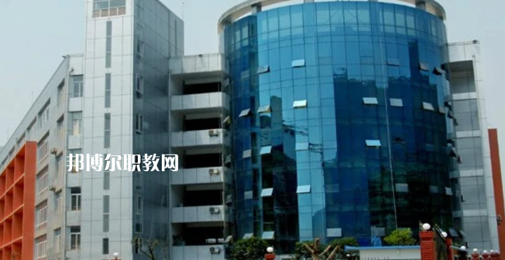 四川省古藺縣職業(yè)高級中學(xué)校2022年報名條件、招生要求、招生對象