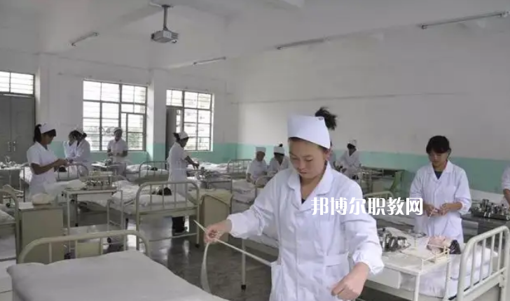 龍巖衛(wèi)生學(xué)校2022年有哪些專(zhuān)業(yè)