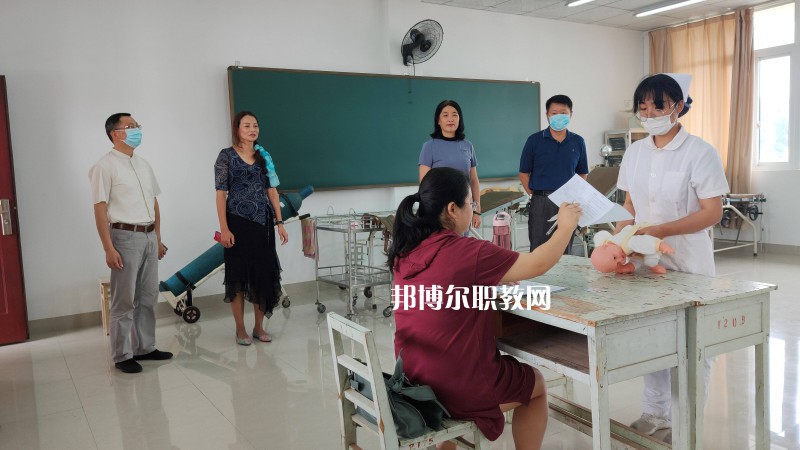 云南2022年衛(wèi)校學費多少