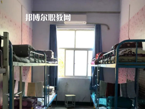 鄭州樹青醫(yī)學中等專業(yè)學校宿舍