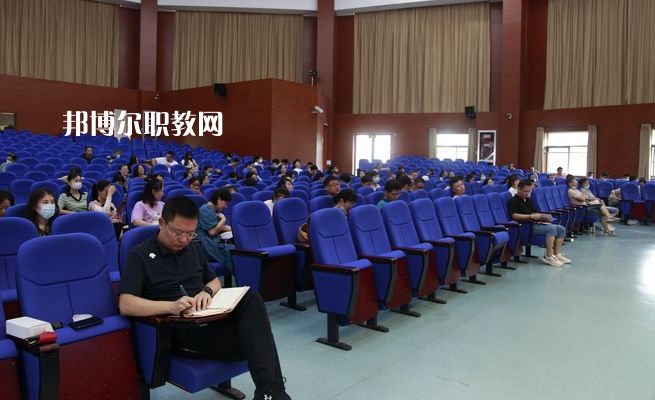 常熟高新園中等專業(yè)學校2022年學費、收費多少