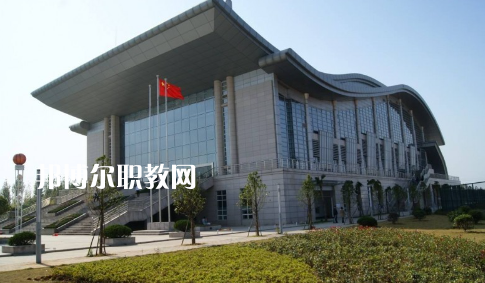 武漢體育運(yùn)動(dòng)學(xué)校2022年報(bào)名條件、招生要求、招生對(duì)象
