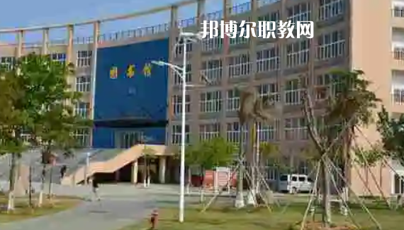 廈門高職?？圃盒Ｅ琶?1強(qiáng)