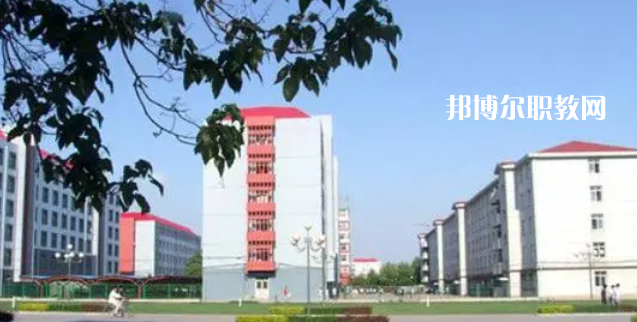 唐山高職?？圃盒Ｅ琶?強(qiáng)