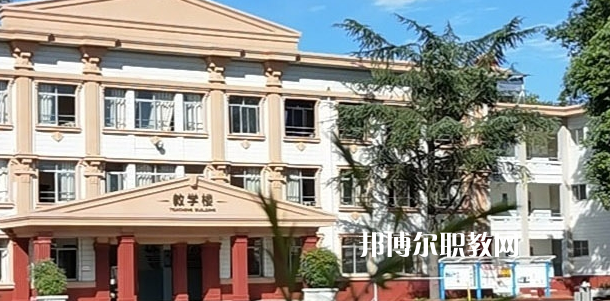 成都市武侯區(qū)亞細亞職業(yè)學(xué)校2023年招生簡章