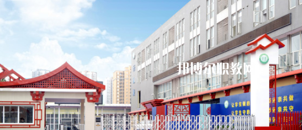 成都華商理工職業(yè)學(xué)校2023年學(xué)費(fèi)、收費(fèi)多少