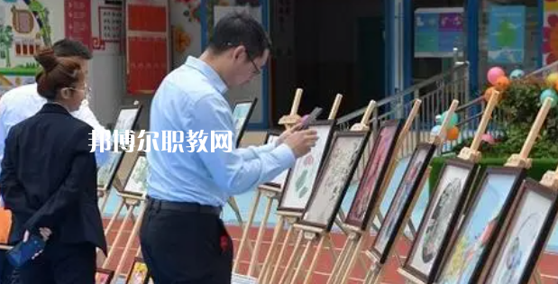 汶川縣特殊教育學校地址在哪里，哪個地區(qū)，哪個城市?