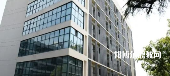 2023浙江商貿(mào)學(xué)校招生計(jì)劃 招生人數(shù)是多少(附要求、條件、對(duì)象)