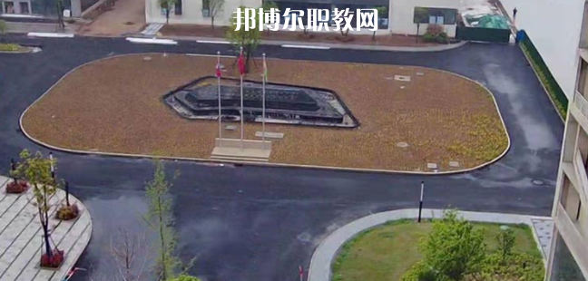 鄭州機(jī)電工業(yè)技工學(xué)校地址在哪里，哪個(gè)地區(qū)，哪個(gè)城市?