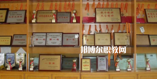 2023天臺(tái)文武職業(yè)技術(shù)學(xué)校多少錢(qián) 天臺(tái)文武職業(yè)技術(shù)學(xué)校各專(zhuān)業(yè)學(xué)費(fèi)收費(fèi)標(biāo)準(zhǔn)