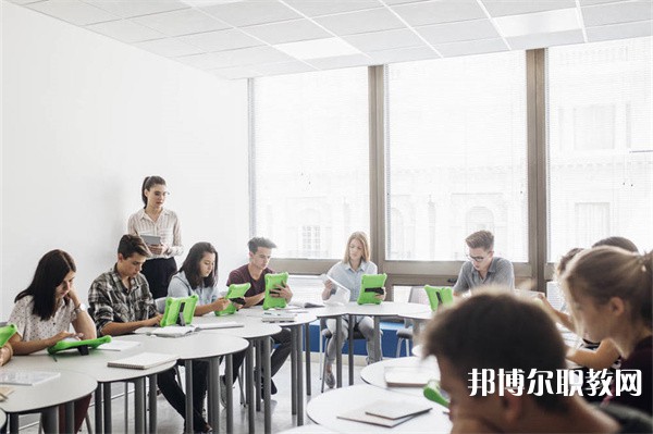 貴陽市中華職業(yè)學校有哪些招生專業(yè)（2023年）