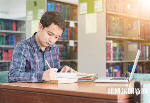 石家莊華韻藝術(shù)中專學校有哪些招生專業(yè)（2023年）