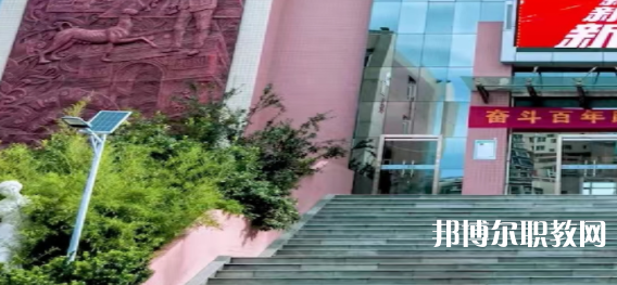 石家莊美術(shù)職業(yè)學校地址，乘車路線
