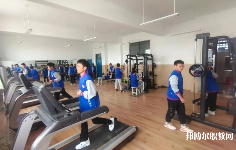 周口市潁河職業(yè)中等專業(yè)學(xué)校地址，乘車路線