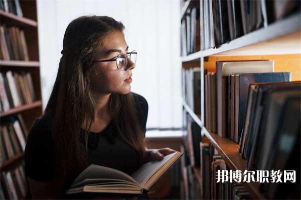 揚州旅游商貿(mào)學(xué)校2023年招生錄取分數(shù)線(2024參考)