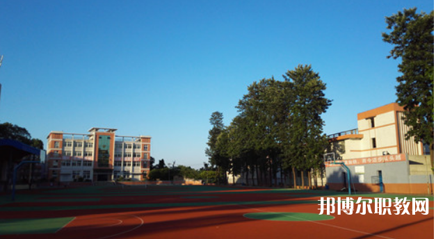 四川2024年初中畢業(yè)能讀的中專(zhuān)學(xué)校