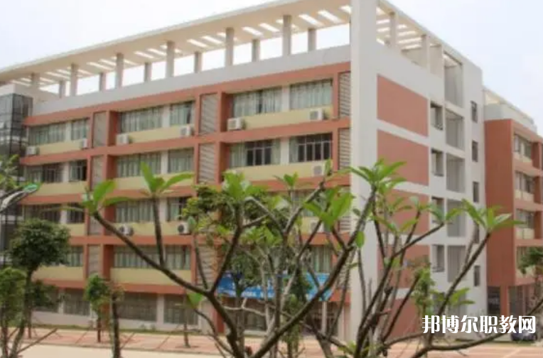 肇慶工業(yè)貿(mào)易學校2023年招生錄取分數(shù)線（2024參考）