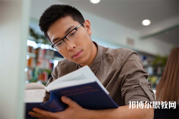 廣東哪里的中專學校能讀工業(yè)設計(模具制造技術)專業(yè)