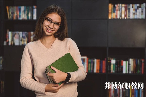四川哪里的職業(yè)學校能讀計算機信息管理專業(yè)