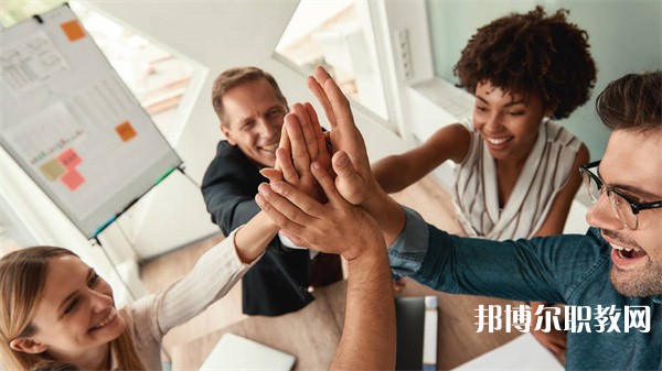 四川哪里的中職學校能讀航空乘務專業(yè)