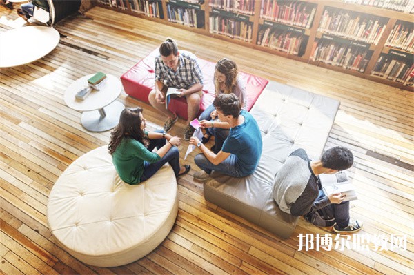 四川哪里的中職學(xué)校能讀農(nóng)業(yè)機械使用與維護(hù)專業(yè)