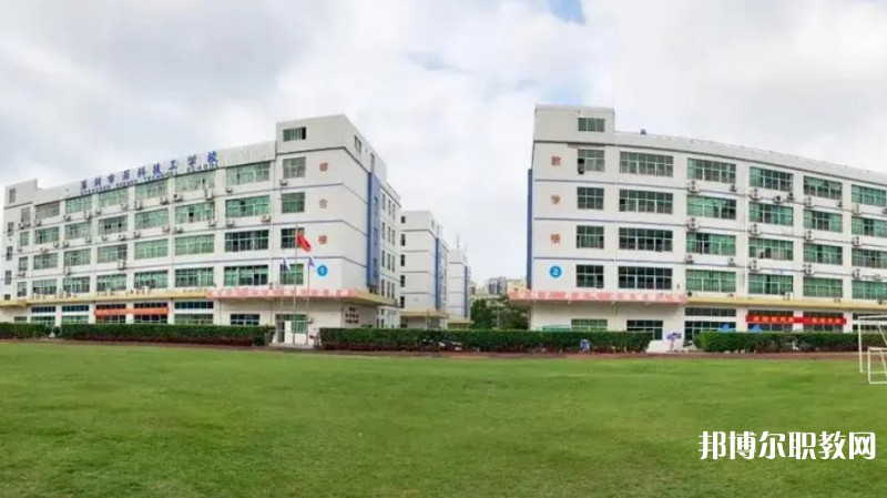深圳市深科技工學校怎么樣、好不好
