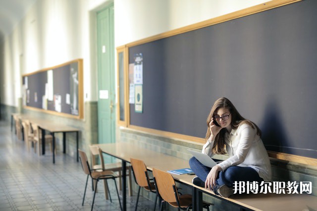貴州哪里的中職學校能讀汽車檢測與維修技術(shù)專業(yè)