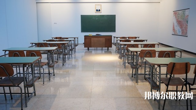 貴州哪里的中職學(xué)校能讀計(jì)算機(jī)動(dòng)畫(huà)制作專(zhuān)業(yè)