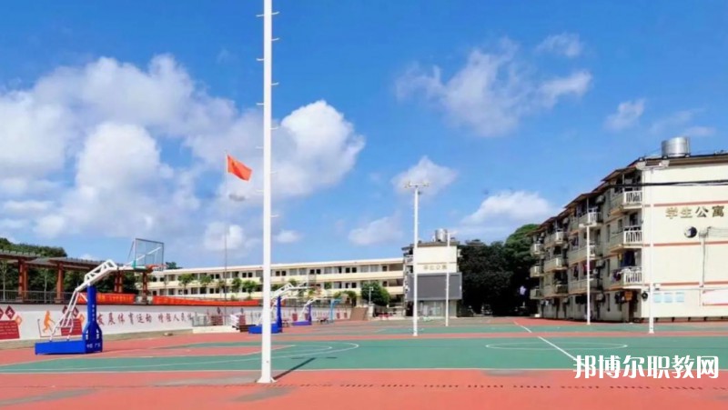 2025廣西電子高級(jí)技工學(xué)校招生計(jì)劃 招生人數(shù)是多少(附要求、條件、對(duì)象)
