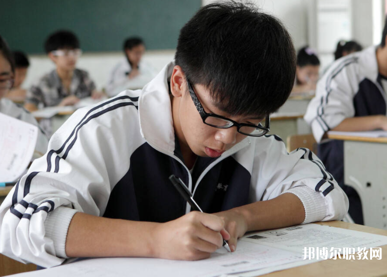 2025石家莊公辦中專學(xué)校最新排名前三名單