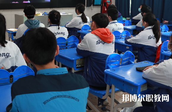 2025綿陽(yáng)職業(yè)中學(xué)最新排名前三名單