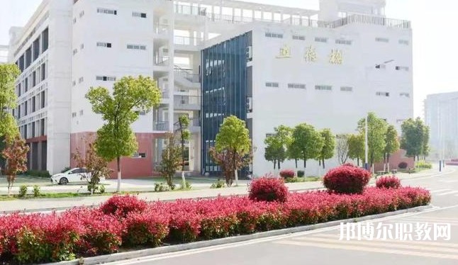 湖北2025年初中生怎么考鐵路學校