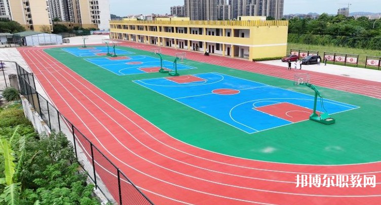 2025廣西輕工技師學(xué)院預(yù)備技師班招生計(jì)劃 招生人數(shù)是多少(附要求、條件、對(duì)象)