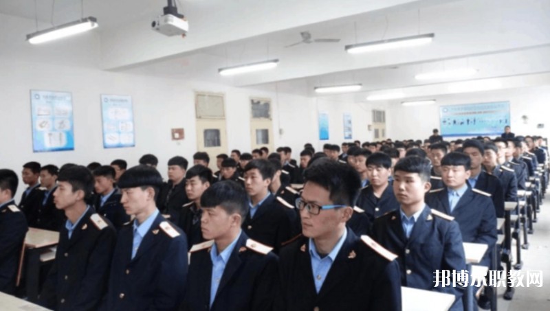 自貢2025年去鐵路學校學什么專業(yè)好