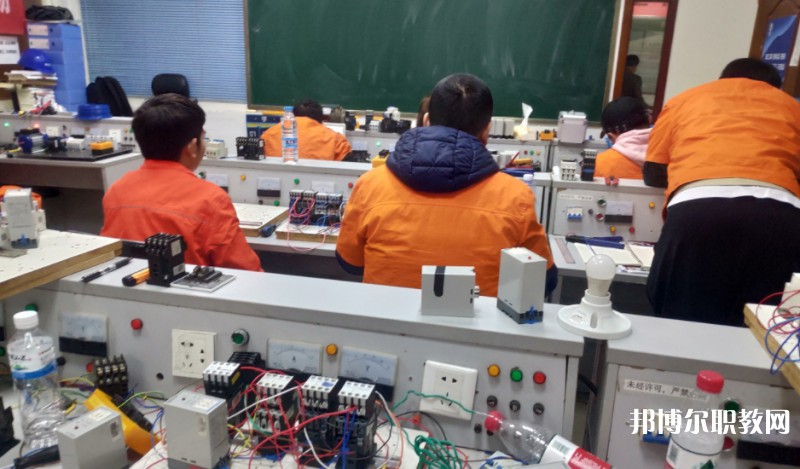 四川2025年讀電工學(xué)校有前途嗎